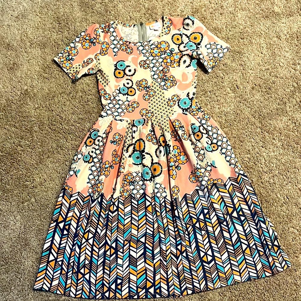 Beautiful Lularoe dress